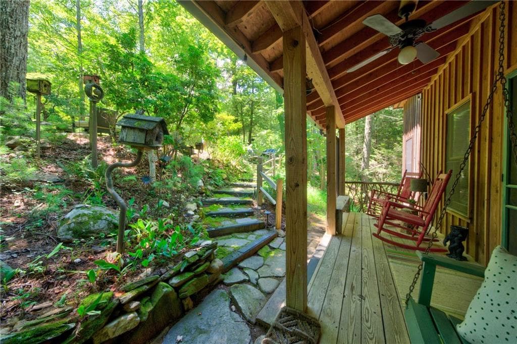 2 bedroom, 2 bathroom, 1,264 sq ft single family residence for sale at 189 Wexford Way, Lakemont, GA 30552 — photo 4