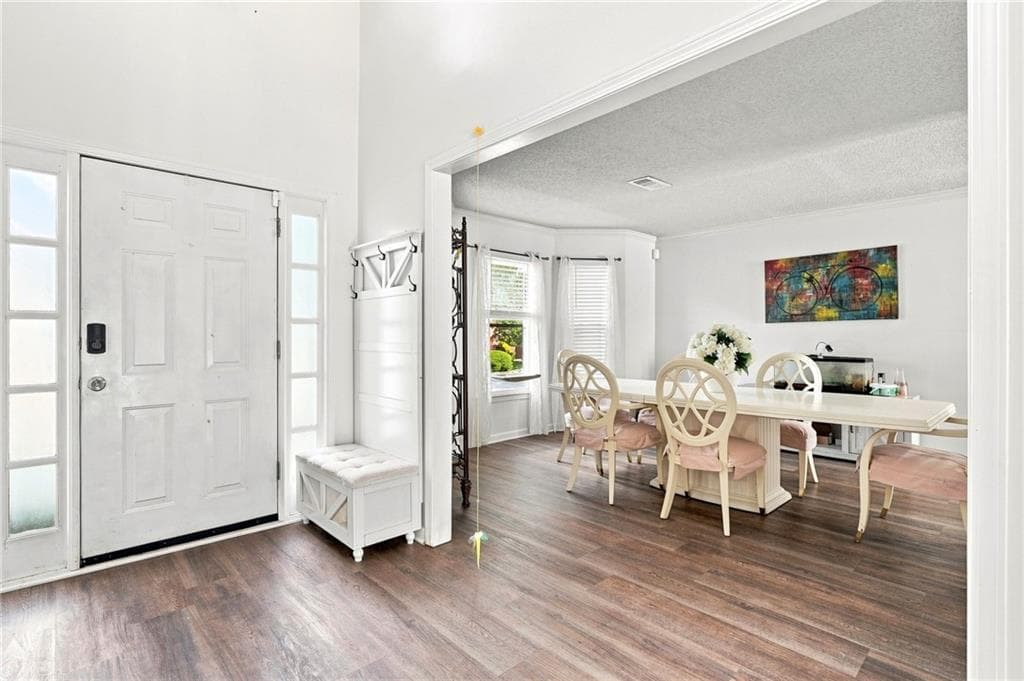 4 bedroom, 3 bathroom, 2,397 sq ft single family residence under contract at 1096 Angel Lane, Powder Springs, GA 30127 — photo 10