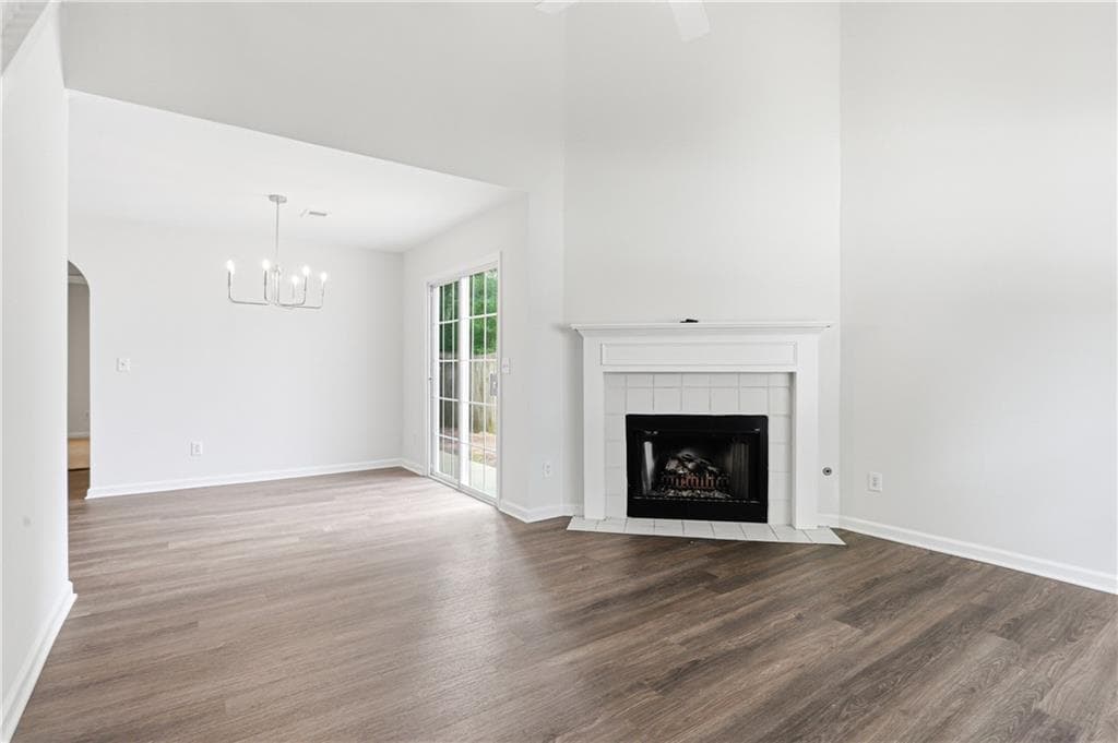 2 bedroom, 2 bathroom, 1,100 sq ft single family residence for sale at 307 Parkview Place, Woodstock, GA 30189 — photo 3