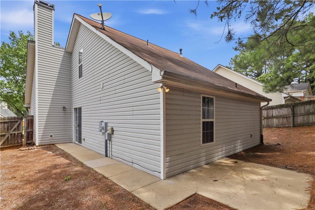 2 bedroom, 2 bathroom, 1,100 sq ft single family residence for sale at 307 Parkview Place, Woodstock, GA 30189 — photo 5