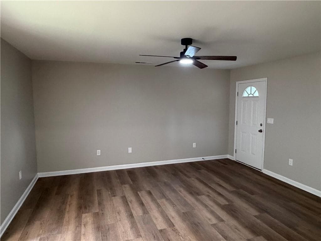 2 bedroom, 2 bathroom duplex for rent at 1286 N Lea Court B, Smyrna, GA 30080 for $1,700 a month — photo 3