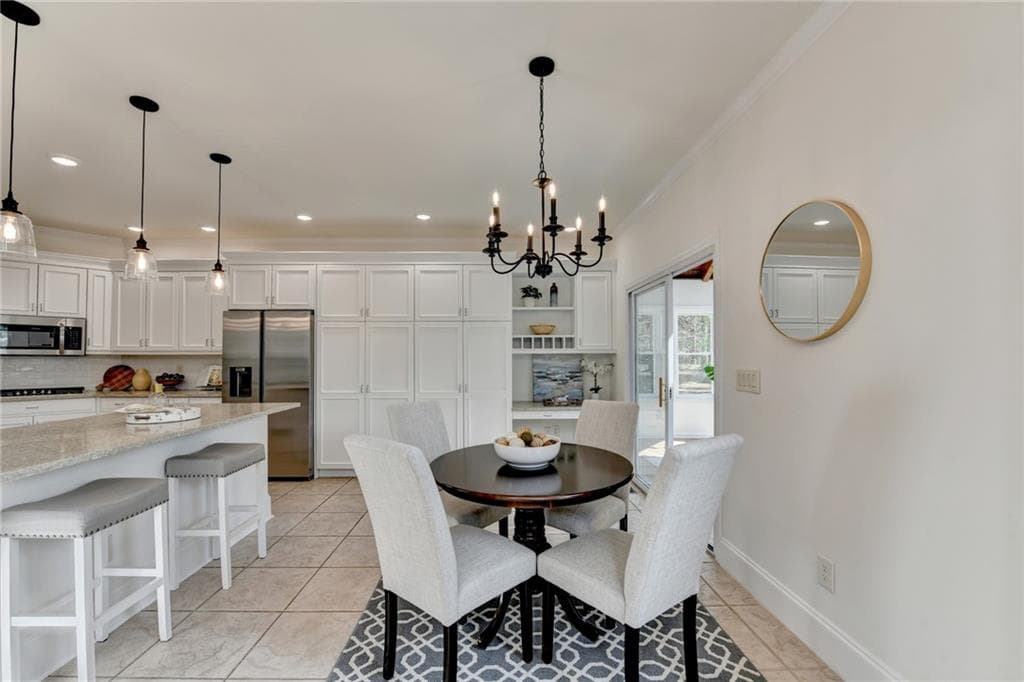 4 bedroom, 5 bathroom, 5,178 sq ft single family residence for sale at 6336 Old Shadburn Ferry Road, Buford, GA 30518 — photo 7