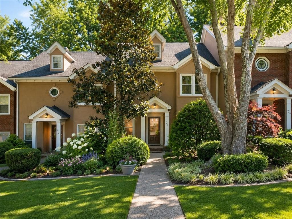 2 bedroom, 4 bathroom, 1,846 sq ft townhouse sold at 742 OLDE TOWNE Lane, Marietta, GA 30068