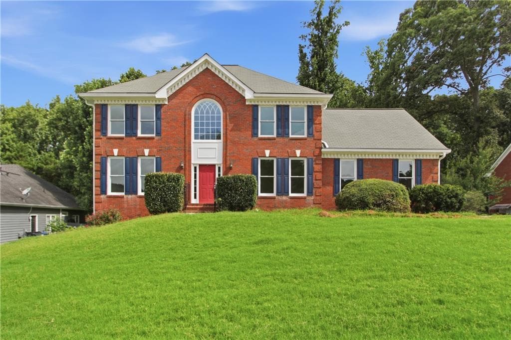 5 bedroom, 3 bathroom, 3,688 sq ft single family residence sold at 470 Fairway Walk Drive, Lawrenceville, GA 30043