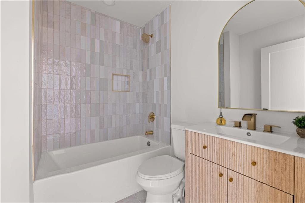 3 bedroom, 2 bathroom, 1,102 sq ft single family residence under contract at 75 Otis Street, Marietta, GA 30060 — photo 5