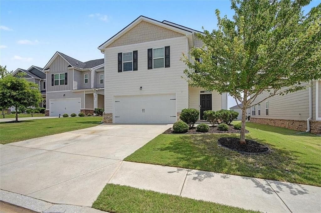 3 bedroom, 3 bathroom, 1,681 sq ft single family residence under contract at 118 Gaston Court, Hoschton, GA 30548 — photo 2
