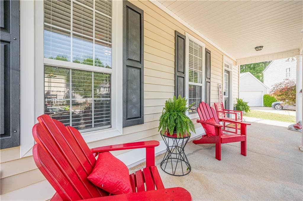 3 bedroom, 3 bathroom, 1,512 sq ft single family residence under contract at 311 Summerstone Court, Canton, GA 30114 — photo 4