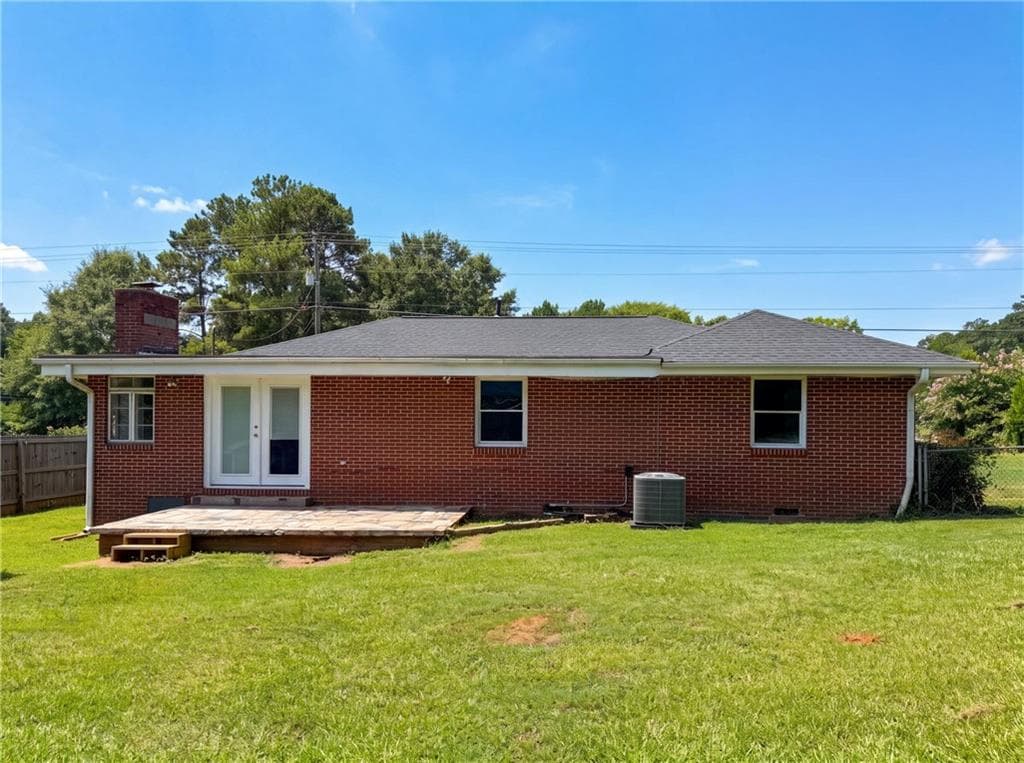 2 bedroom, 2 bathroom, 1,766 sq ft single family residence for sale at 5656 Salem Road, Covington, GA 30016 — photo 5
