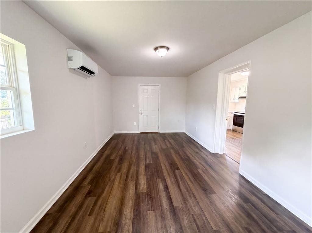 2 bedroom, 2 bathroom, 1,766 sq ft single family residence for sale at 5656 Salem Road, Covington, GA 30016 — photo 9