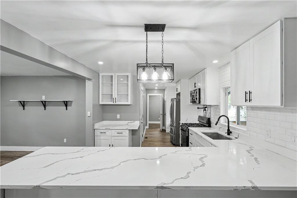 3 bedroom, 2 bathroom, 1,752 sq ft single family residence for sale at 91 Denna Place, Alpharetta, GA 30009 — photo 8