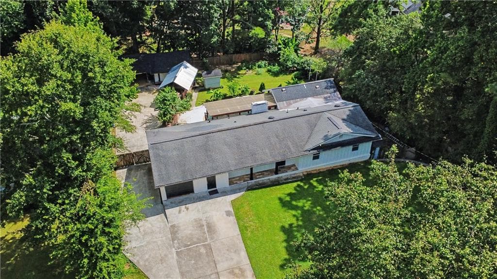 3 bedroom, 2 bathroom, 1,752 sq ft single family residence for sale at 91 Denna Place, Alpharetta, GA 30009 — photo 2