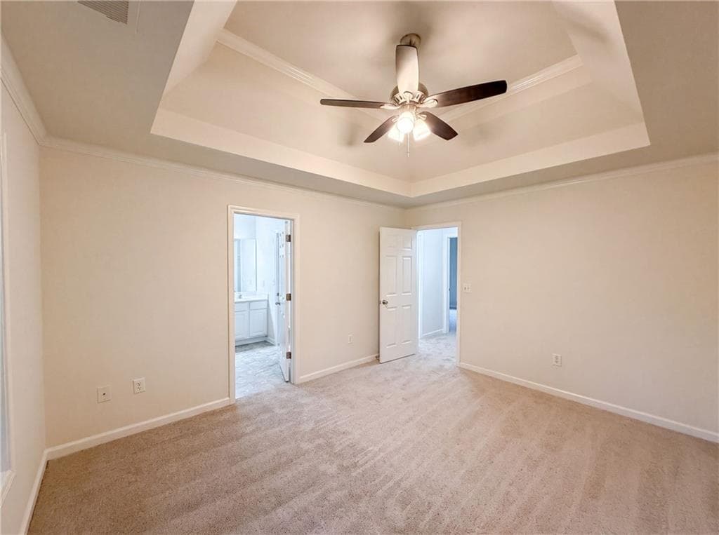 4 bedroom, 3 bathroom, 1,705 sq ft single family residence under contract at 325 Spring Lake Court, Athens, GA 30605 — photo 3