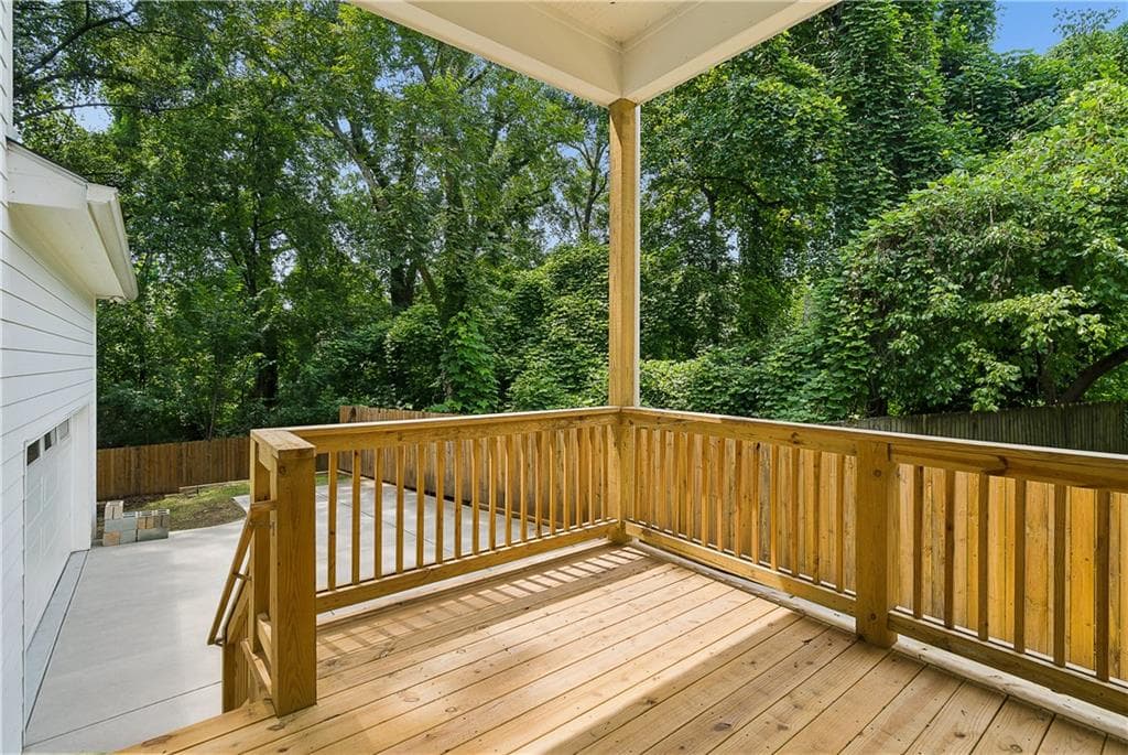 5 bedroom, 5 bathroom, 3,300 sq ft single family residence for sale at 271 Haas Avenue, Atlanta, GA 30316 — photo 5
