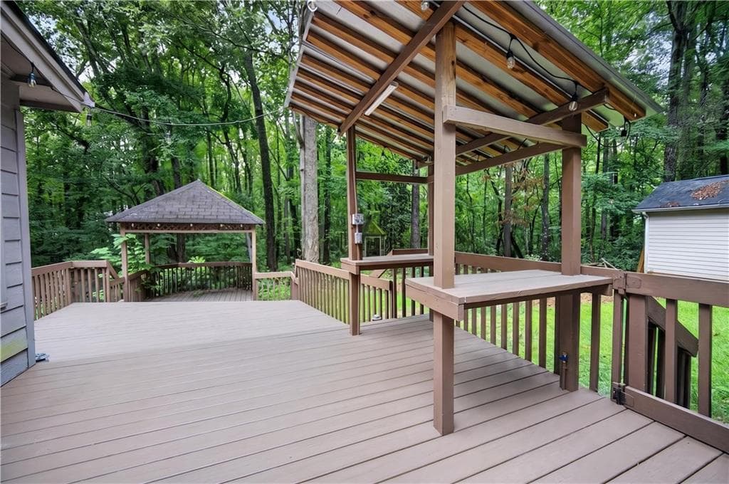 4 bedroom, 3 bathroom, 1,892 sq ft single family residence for rent at 1955 Branchwood Court A, Snellville, GA 30078 for $2,300 a month — photo 7