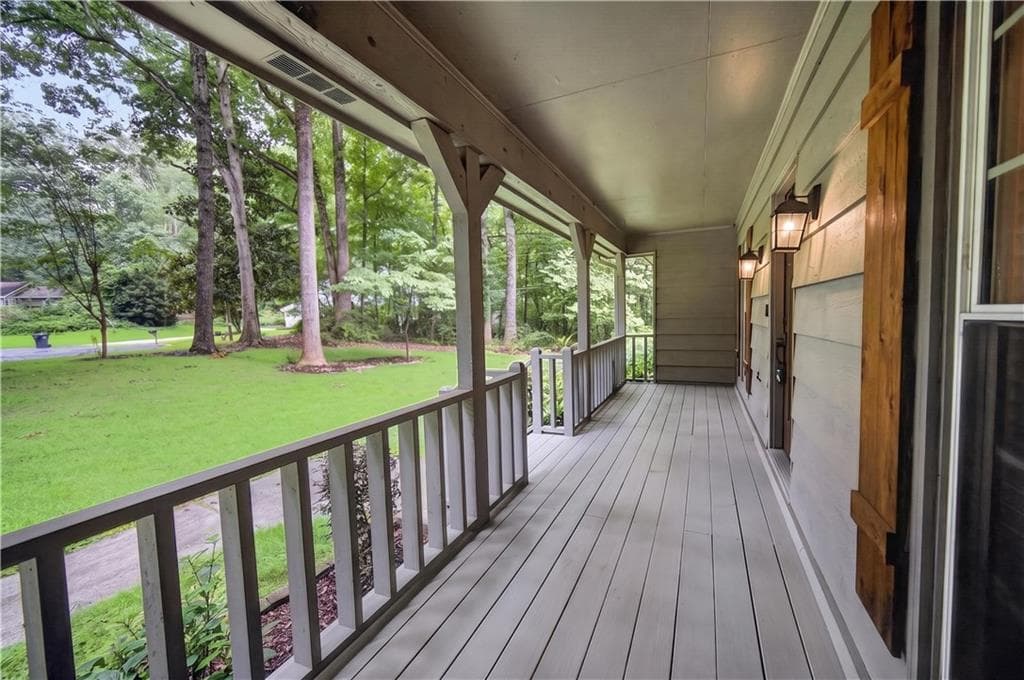 4 bedroom, 3 bathroom, 1,892 sq ft single family residence for rent at 1955 Branchwood Court A, Snellville, GA 30078 for $2,300 a month — photo 10