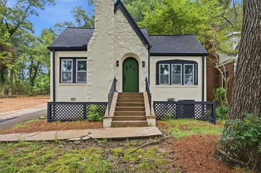2 bedroom, 1 bathroom, 1,718 sq ft single family residence sold at 1207 Martin Luther King Jr Drive, Atlanta, GA 30314
