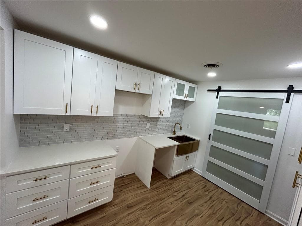 4 bedroom, 2 bathroom, 1,810 sq ft single family residence for sale at 1766 Venetian Drive, Atlanta, GA 30311 — photo 6