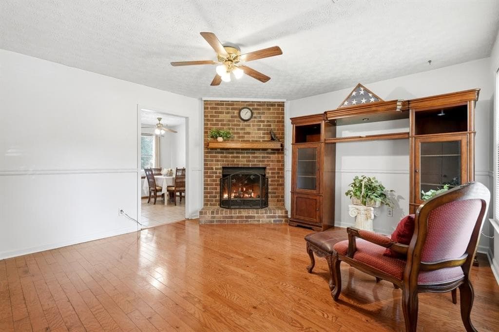 3 bedroom, 2 bathroom, 1,560 sq ft single family residence for sale at 716 County Line Auburn Road, Winder, GA 30680 — photo 4
