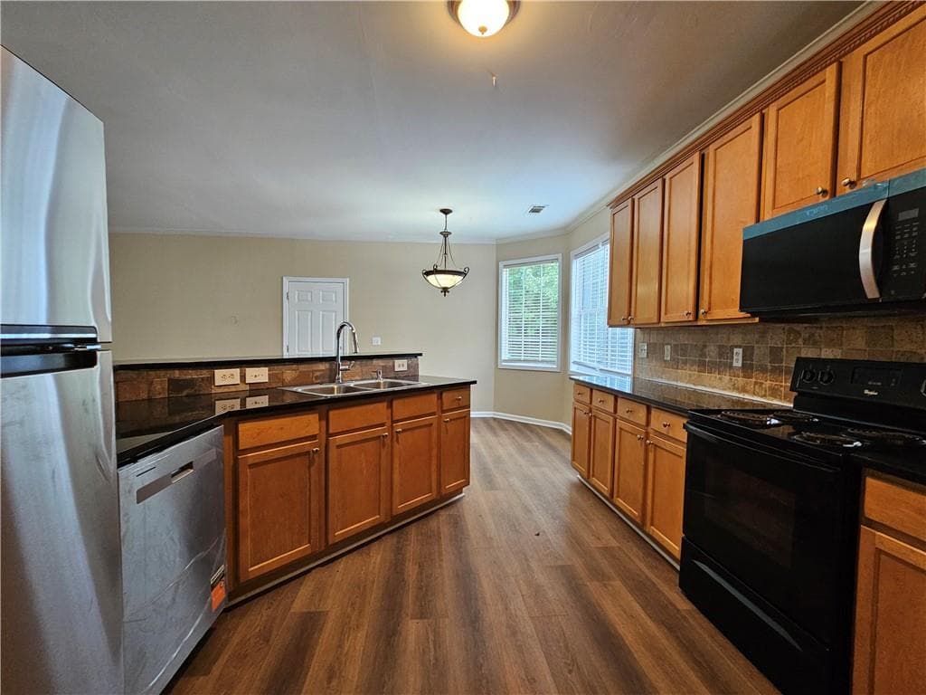 3 bedroom, 3 bathroom, 2,260 sq ft single family residence for rent at 3202 Heritage Walk Lane, Duluth, GA 30096 for $2,350 a month — photo 8