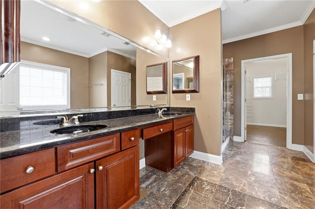 5 bedroom, 4 bathroom, 4,500 sq ft single family residence for sale at 2599 Saint Paul Drive, Atlanta, GA 30331 — photo 10