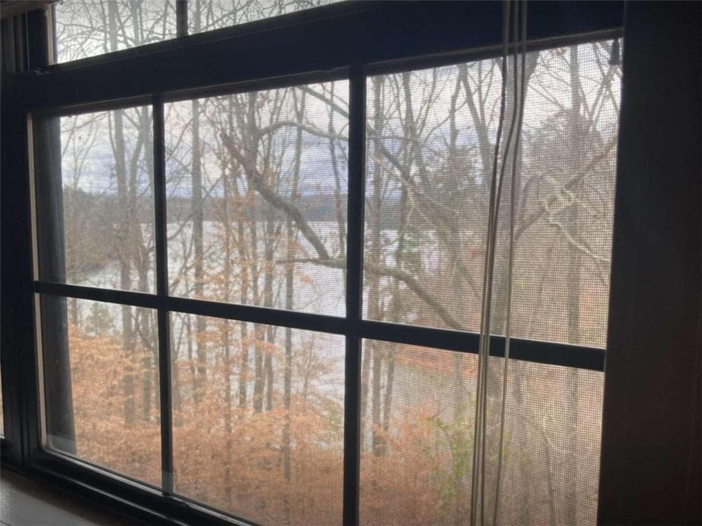 3 bedroom, 3 bathroom, 1,864 sq ft condominium for sale at 2510 Hidden Cove Court, Gainesville, GA 30501 — photo 4