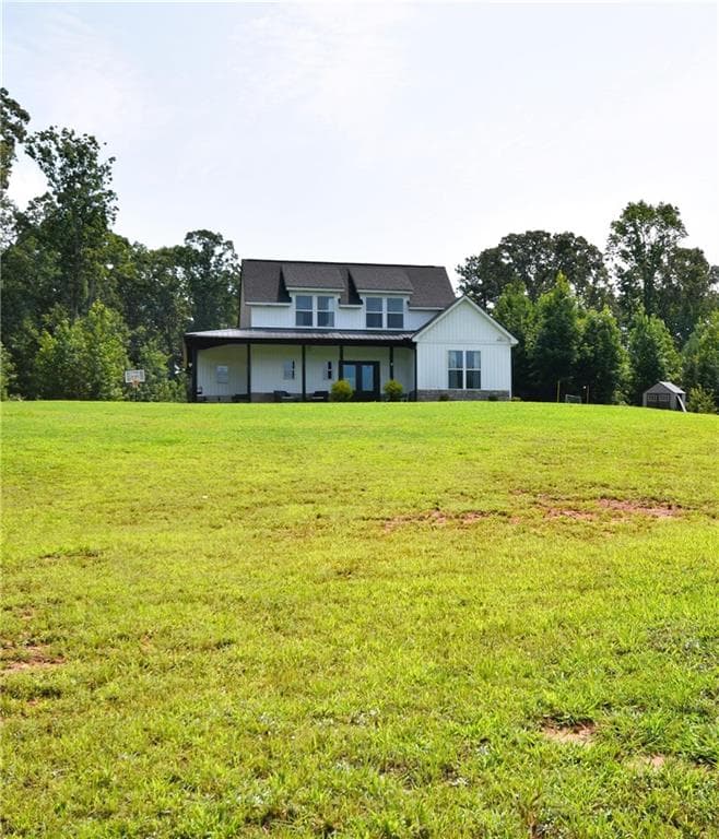 3 bedroom, 3 bathroom, 2,101 sq ft single family residence for sale at 533 Lively Road, Waco, GA 30182 — photo 2