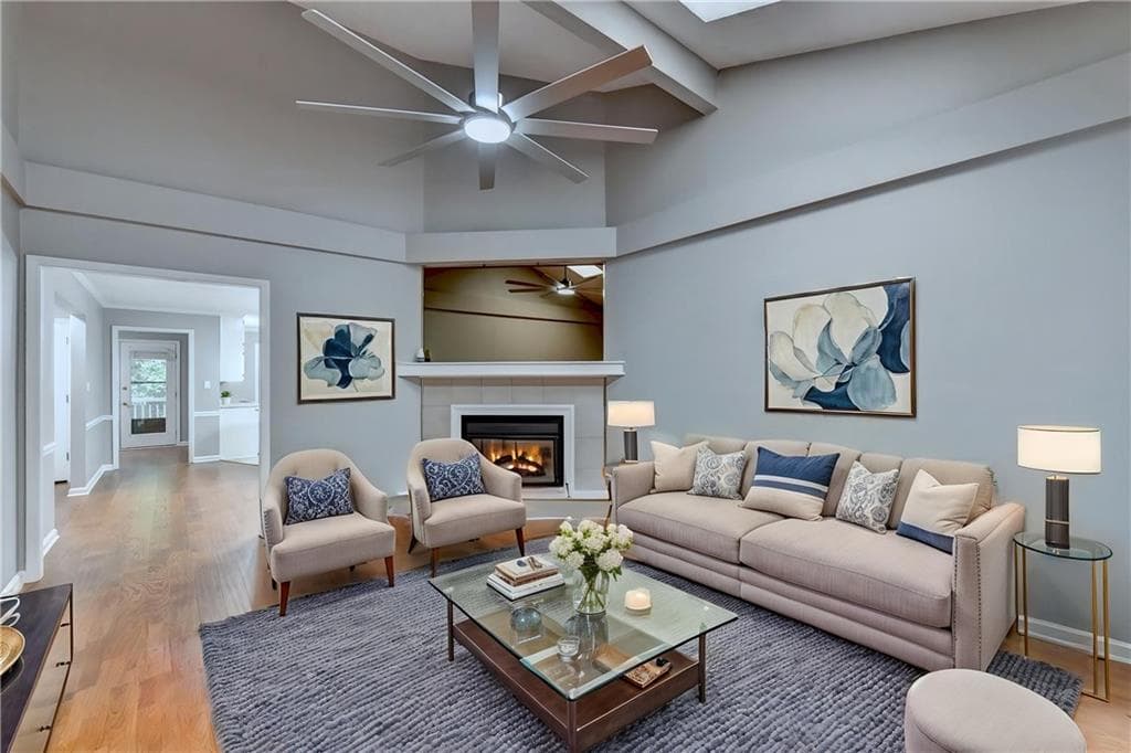 3 bedroom, 3 bathroom, 2,482 sq ft townhouse for sale at 1834 D Youville Lane, Atlanta, GA 30341 — photo 4