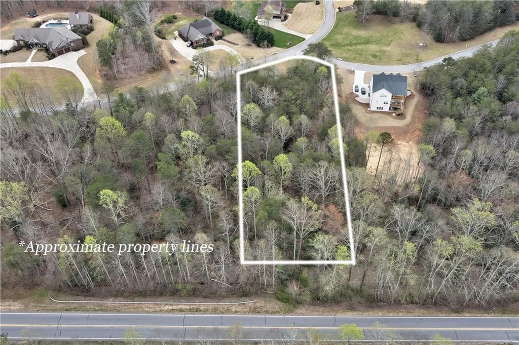 single family residence for sale at 240 Woodmont Drive, Cornelia, GA 30531 — photo 7