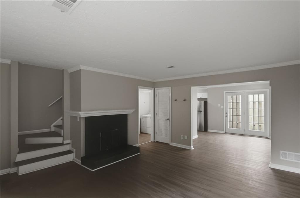 2 bedroom, 3 bathroom, 1,240 sq ft townhouse for rent at 218 Mill Creek Place, Roswell, GA 30076 for $1,750 a month — photo 3