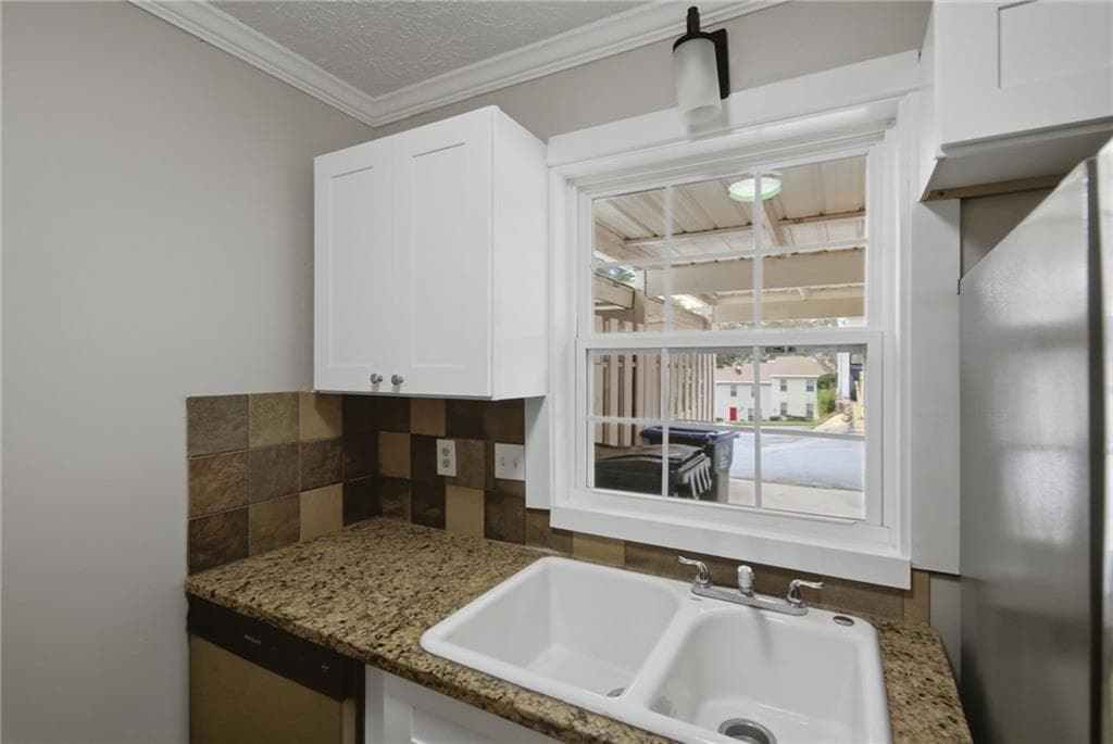 2 bedroom, 3 bathroom, 1,240 sq ft townhouse for rent at 218 Mill Creek Place, Roswell, GA 30076 for $1,750 a month — photo 6