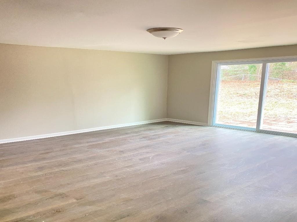 4 bedroom, 3 bathroom, 1,700 sq ft single family residence under contract at 8947 Yarmouth Drive, Jonesboro, GA 30238 — photo 6