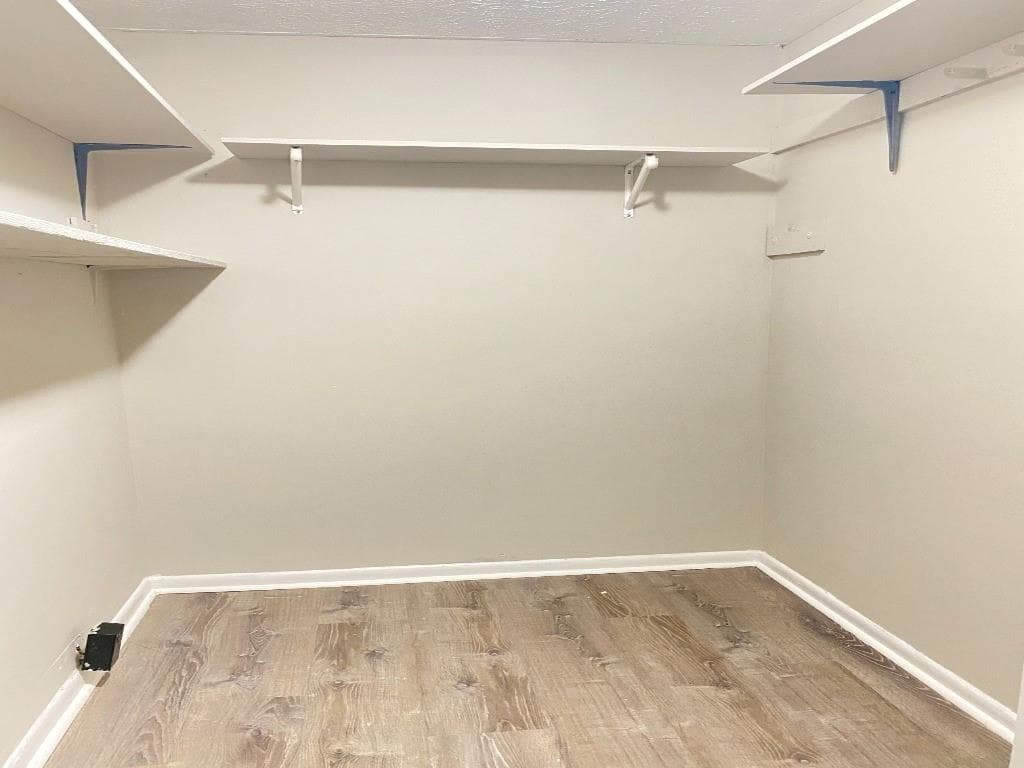 4 bedroom, 3 bathroom, 1,700 sq ft single family residence under contract at 8947 Yarmouth Drive, Jonesboro, GA 30238 — photo 9