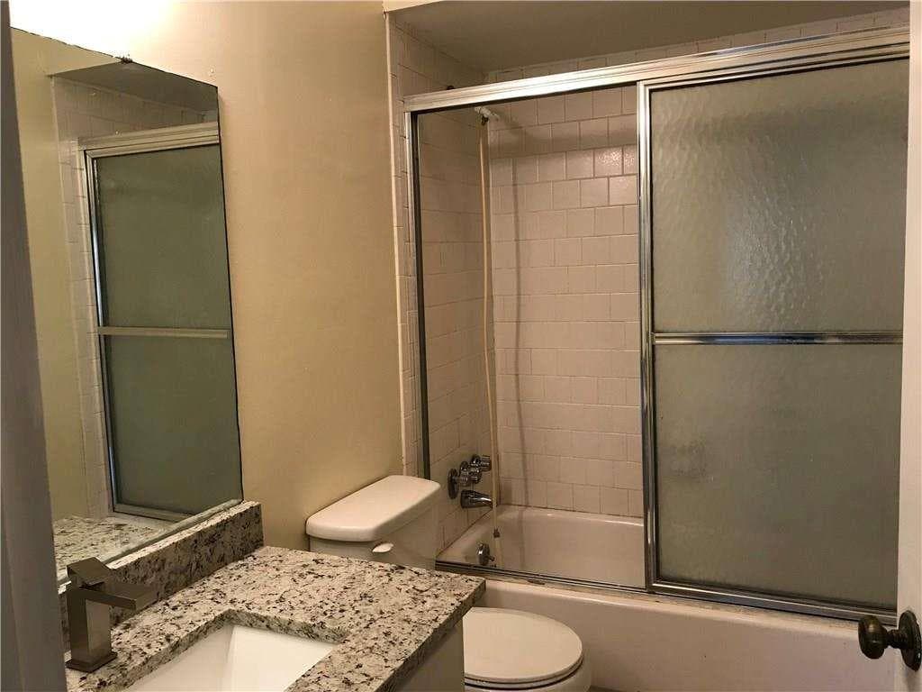3 bedroom, 2 bathroom, 1,628 sq ft condominium for sale at 3090 Parc Lorraine, Lithonia, GA 30038 — photo 3