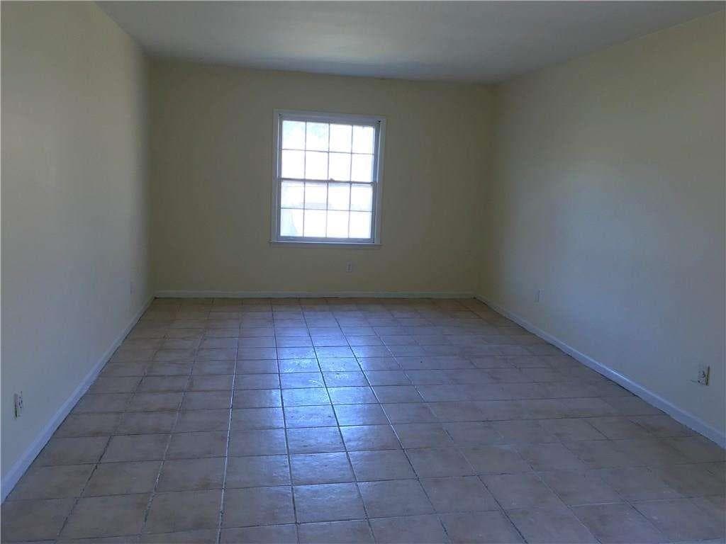 3 bedroom, 2 bathroom, 1,628 sq ft condominium for sale at 3090 Parc Lorraine, Lithonia, GA 30038 — photo 8
