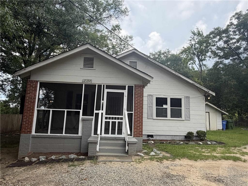 3 bedroom, 2 bathroom single family residence for rent at 2353 Shelby Street, Columbus, GA 31903 for $1,200 a month