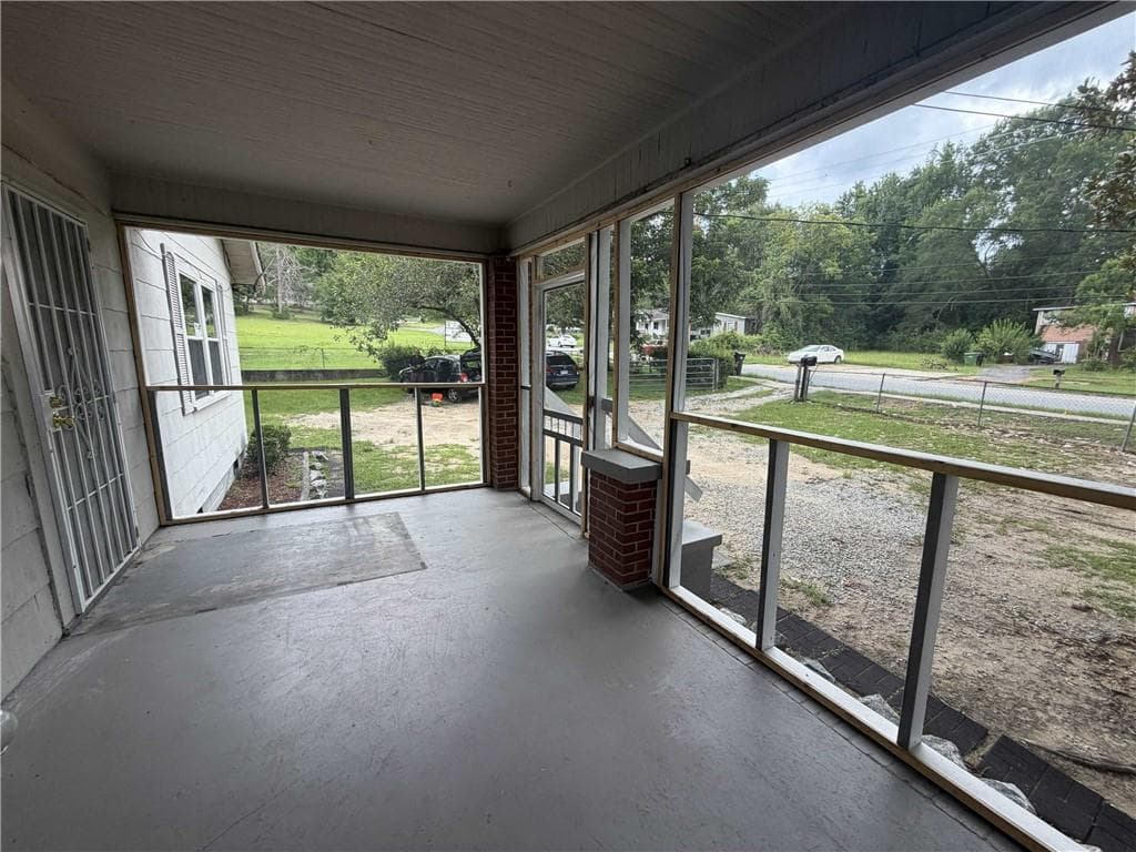 3 bedroom, 2 bathroom single family residence for rent at 2353 Shelby Street, Columbus, GA 31903 for $1,200 a month — photo 4
