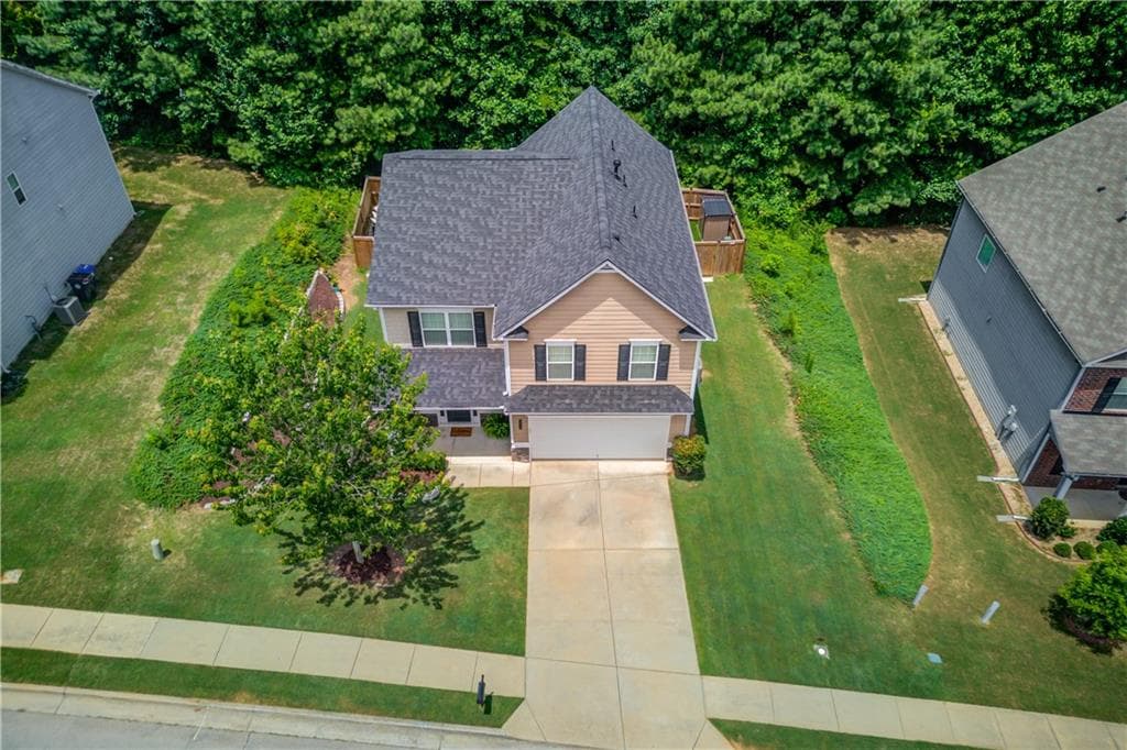 4 bedroom, 3 bathroom, 2,176 sq ft single family residence for sale at 3425 Hope Road, Gainesville, GA 30507 — photo 2