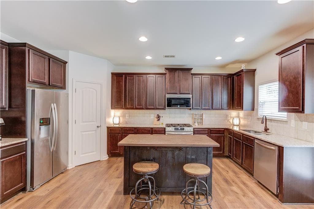 4 bedroom, 3 bathroom, 2,176 sq ft single family residence for sale at 3425 Hope Road, Gainesville, GA 30507 — photo 9