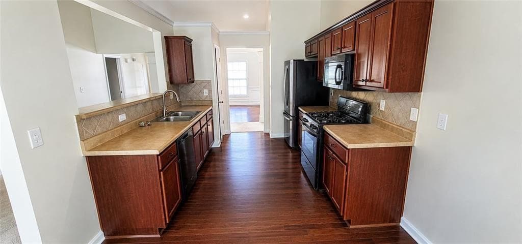 3 bedroom, 2 bathroom, 1,786 sq ft single family residence under contract at 1187 Balvaird Drive, Lawrenceville, GA 30045 — photo 4