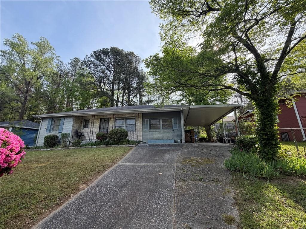 3 bedroom, 1 bathroom, 1,202 sq ft single family residence under contract at 1517 Glenrock Drive, Atlanta, GA 30318