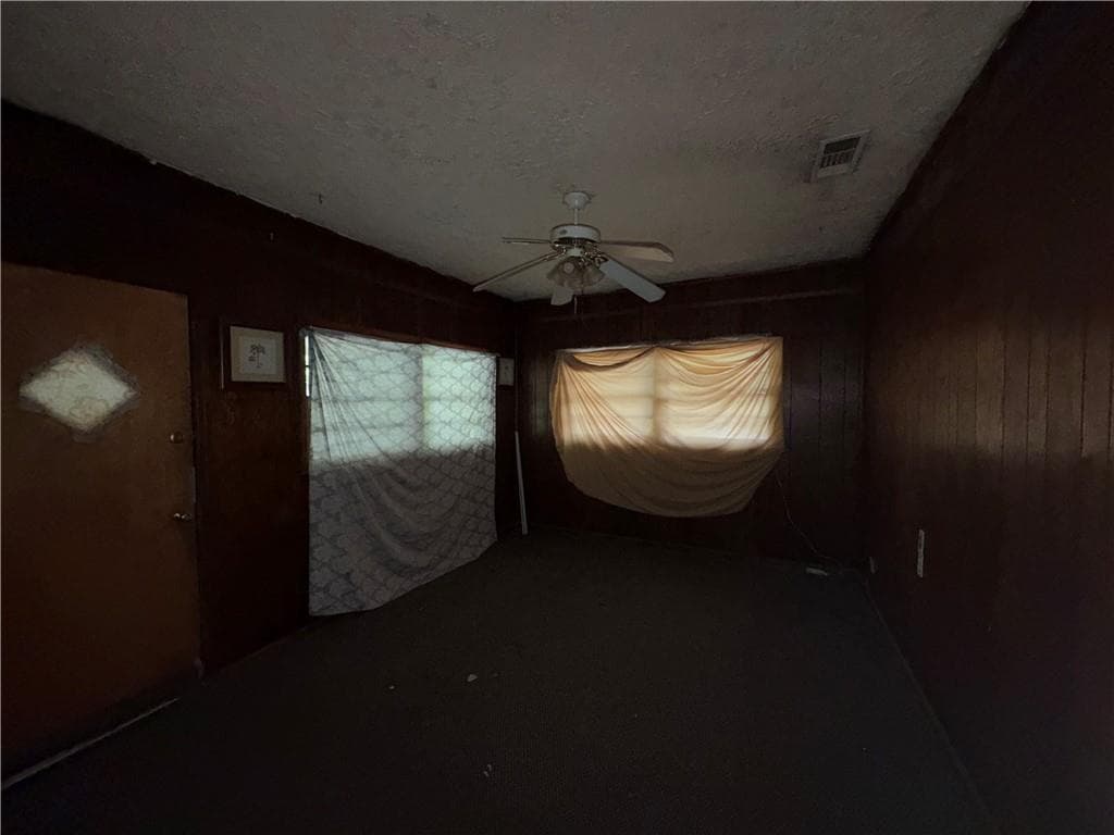 3 bedroom, 1 bathroom, 1,202 sq ft single family residence under contract at 1517 Glenrock Drive, Atlanta, GA 30318 — photo 10