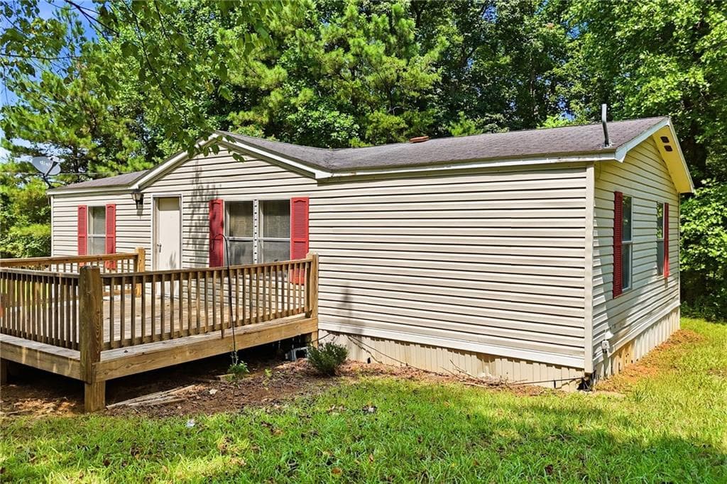 2 bedroom, 2 bathroom, 950 sq ft single family residence under contract at 1310 Davis Road, Fairmount, GA 30139 — photo 2