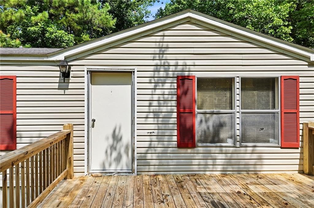 2 bedroom, 2 bathroom, 950 sq ft single family residence under contract at 1310 Davis Road, Fairmount, GA 30139 — photo 4