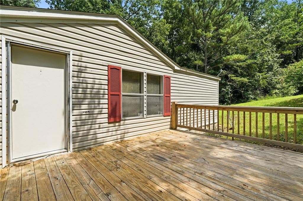 2 bedroom, 2 bathroom, 950 sq ft single family residence under contract at 1310 Davis Road, Fairmount, GA 30139 — photo 5