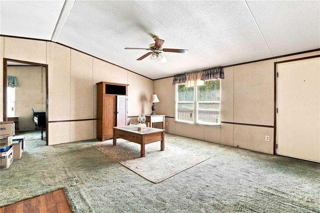 2 bedroom, 2 bathroom, 950 sq ft single family residence under contract at 1310 Davis Road, Fairmount, GA 30139 — photo 10