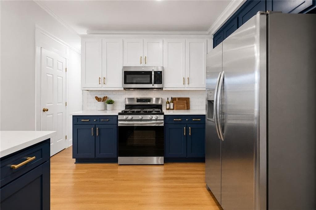 4 bedroom, 3 bathroom, 3,690 sq ft single family residence for sale at 2530 River Run Drive, Dacula, GA 30019 — photo 9