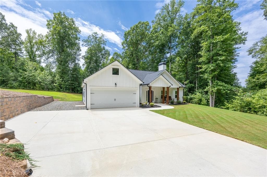 3 bedroom, 2 bathroom, 1,703 sq ft single family residence under contract at 965 Crossroads Church Road, Rockmart, GA 30153 — photo 6