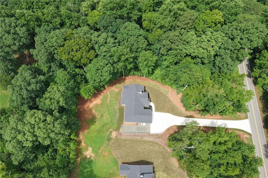 3 bedroom, 2 bathroom, 1,703 sq ft single family residence under contract at 965 Crossroads Church Road, Rockmart, GA 30153 — photo 8