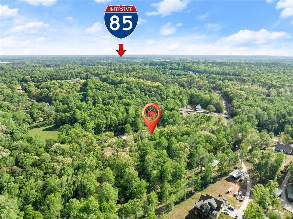 3 bedroom, 2 bathroom multi family for sale at 360 Davenport Road, Braselton, GA 30517 — photo 2