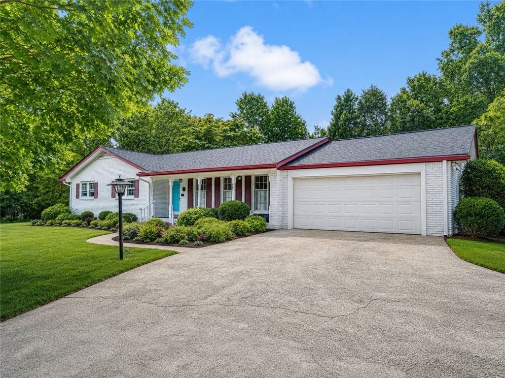 4 bedroom, 3 bathroom, 2,650 sq ft single family residence for sale at 4875 Five Forks Trickum Road, Lilburn, GA 30047 — photo 2